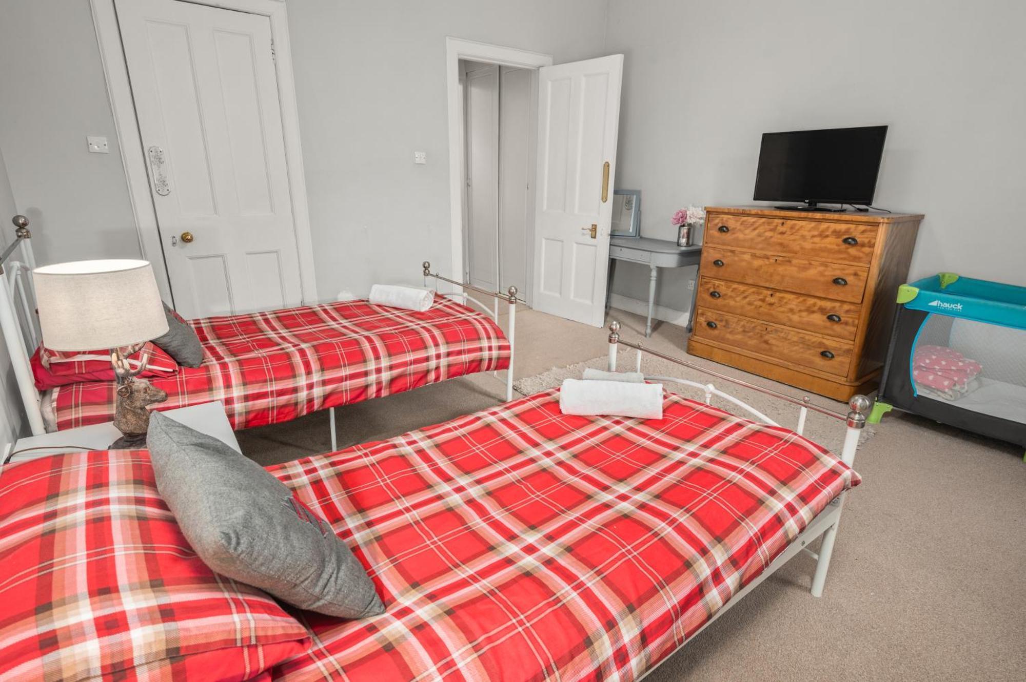 Panoramic Sea Views - Stunning 3Bd Apt & Balcony Oban Exteriér fotografie